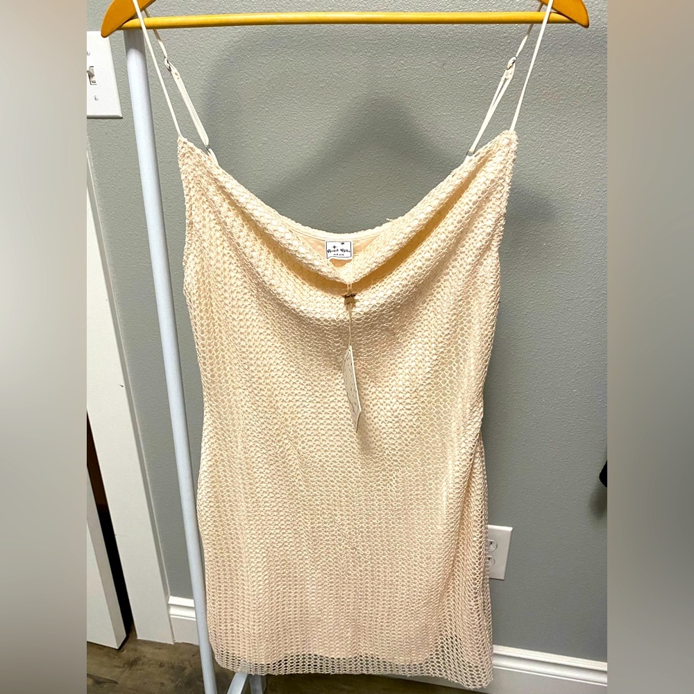 Selfie Leslie dress size small